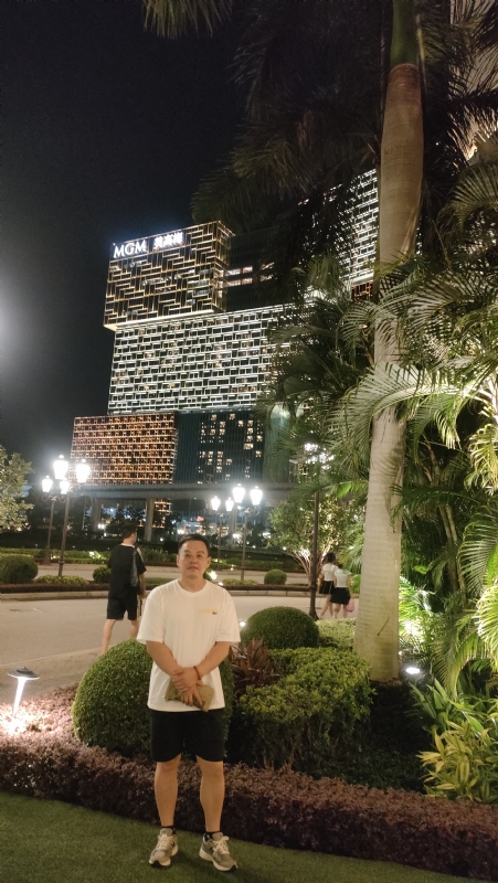熟悉的身影的第一张照片--漳平交友网